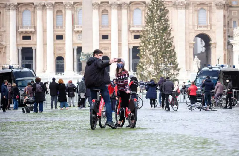 Covid, il "picchetto" di fine anno Cosa è successo il 30 dicembre