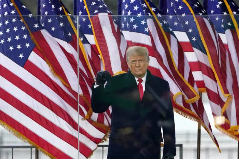 "Trump è inaffidabile". E Biden gli fa togliere i report dei servizi