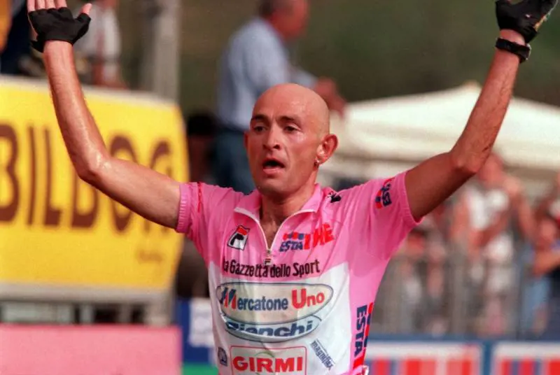 La rivelazione su Pantani: "Nel '99 erano tutti dopati. Ecco qual è stato il suo errore"