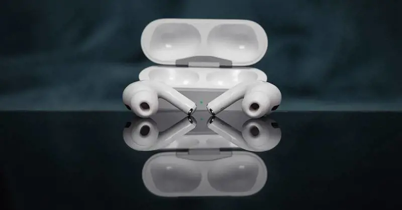 AirPods Pro, iPhone SE e iPad Pro: la primavera calda di Apple
