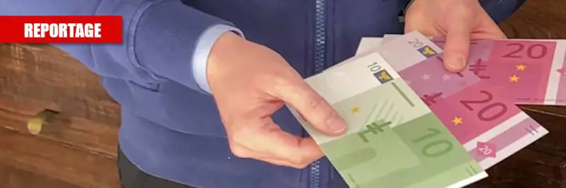 Nel Comune che stampa la "nuova lira". "Così aiutiamo i cittadini"