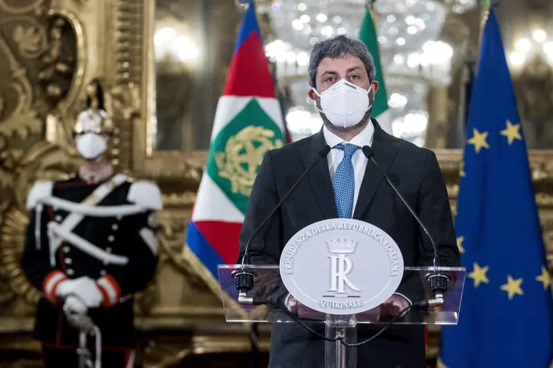 Naufraga il tavolo di Fico. "Non c'è  maggioranza"