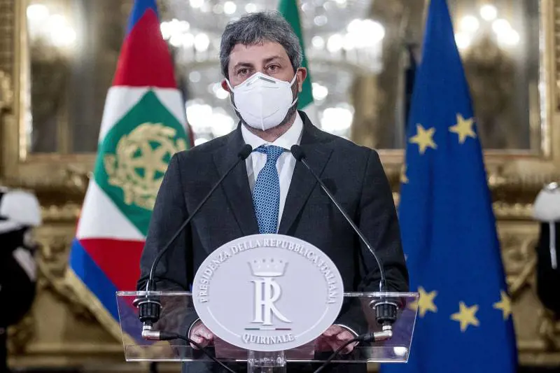 Fico si sfila a metà partita. Lascia il tavolo tecnico per non bruciare Giuseppi
