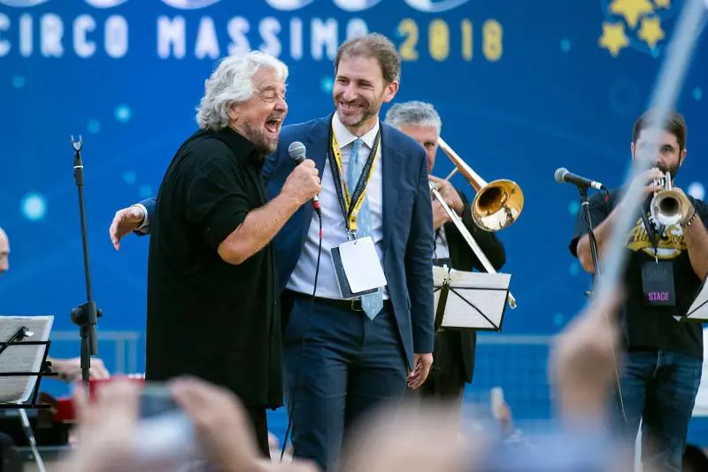 Così Casaleggio può "prendere" i voti grillini