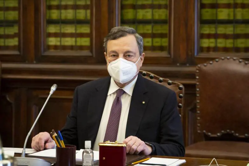 Dalla squadra al programma: le prime spine per Draghi