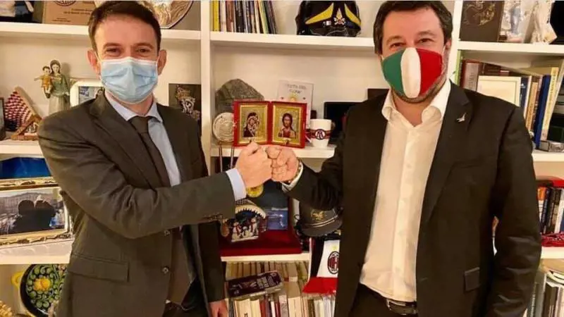 "Circle line, stop buche. Così batteremo Sala"