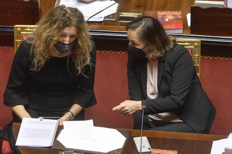 Ora si ribalta la linea migranti. Che cosa accadrà con Draghi