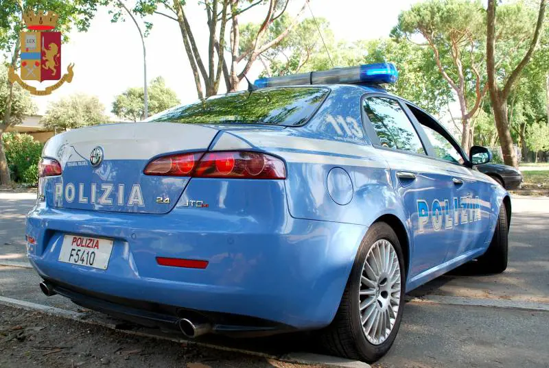 Scopre la moglie a letto con l'amante e lo accoltella: notte di sangue a Roma