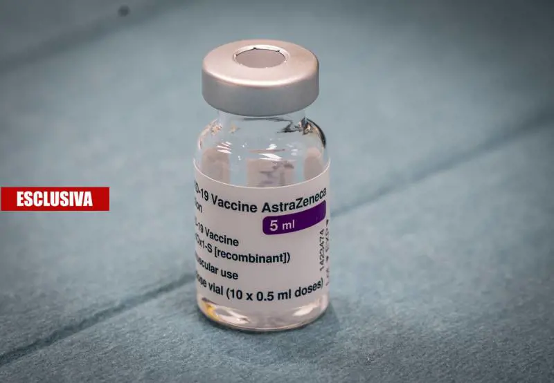 Parla una fonte di Big Pharma: "La verità sul ritardo dei vaccini"