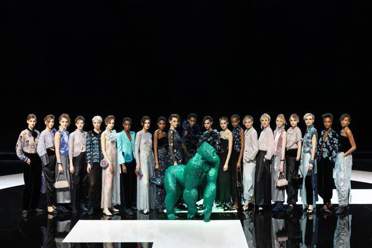 Le mille e una notte di Armani e il lusso sportivo di Scervino