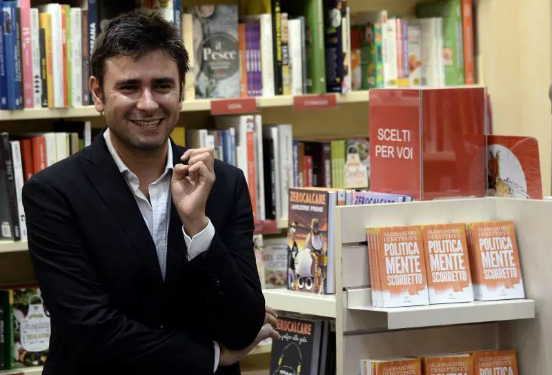 La base si allinea: sì a Giuseppi per far rientrare il ribelle Dibba