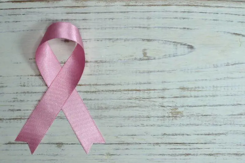 Tumore al seno, autopalpazione, prevenzione, sintomi e cure