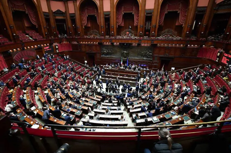 "Subito la flat tax". Ora l'incidente in commissione è dietro l'angolo