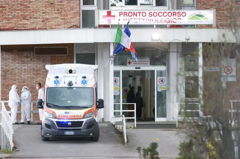 "Dottore non sto bene". I malati di suggestione in fila ai pronto soccorso