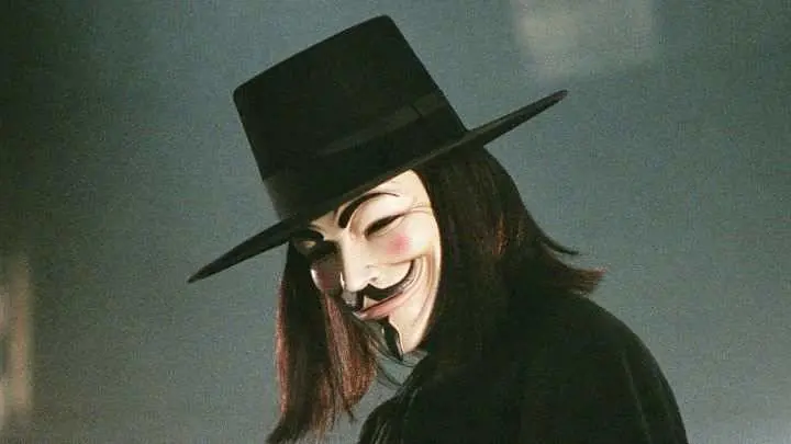 V per Vendetta come la realtà: virus e vaccini che mancano