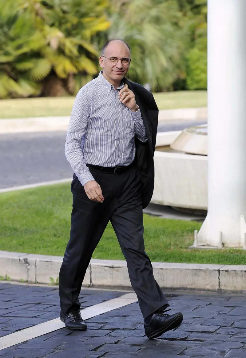 Letta pronto a guidare il Pd. Ma tra le correnti è già guerra