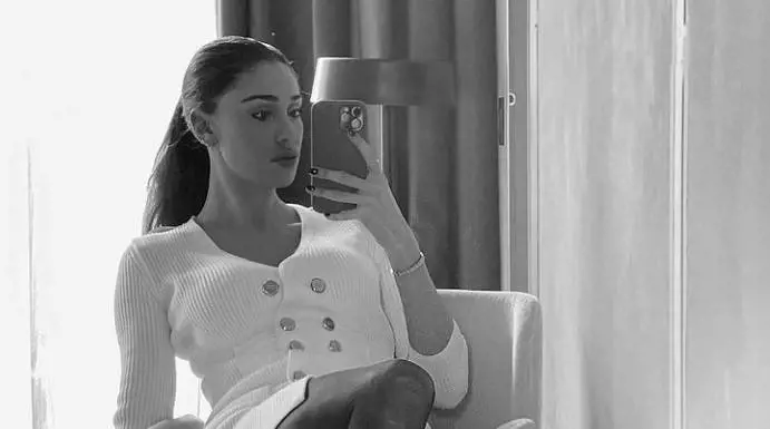 Belen: "Ho pianto per Corona. Ha già pagato abbastanza, i mafiosi sono liberi"