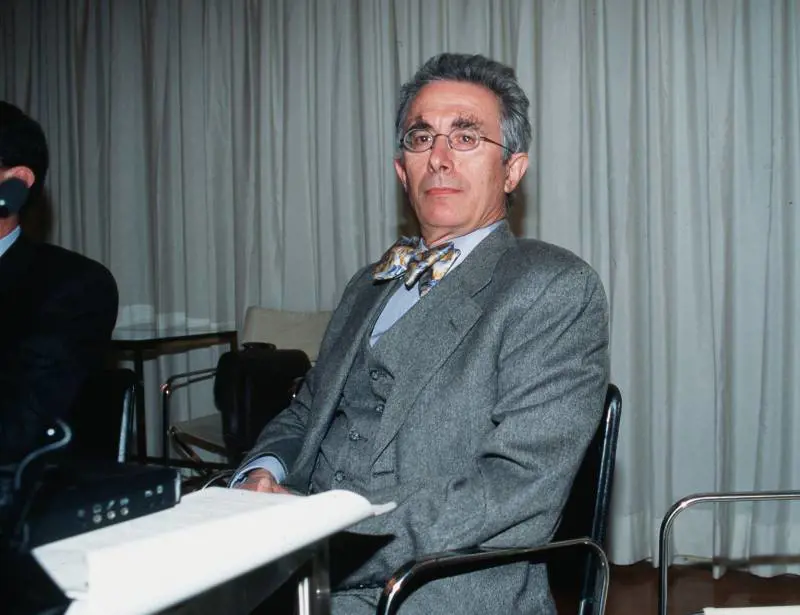 Tinti, una carriera tra la toga e l'editoria. Indagò su Telekom Serbia e fondò "Il Fatto"