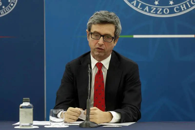 Governo, il Pd minaccia la Lega: "Rinunci o si rischia l'impasse"