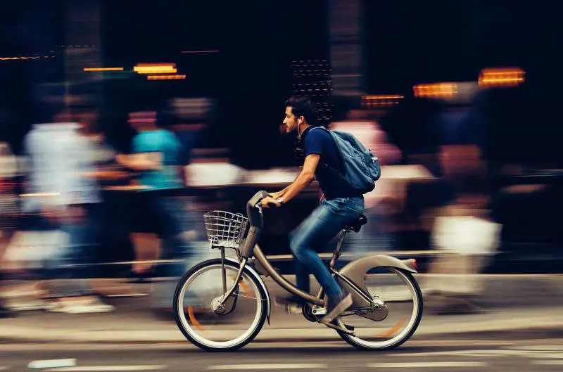 Un romeno gli ruba la bici da 2mila euro e il membro dei Casamonica lo fa arrestare