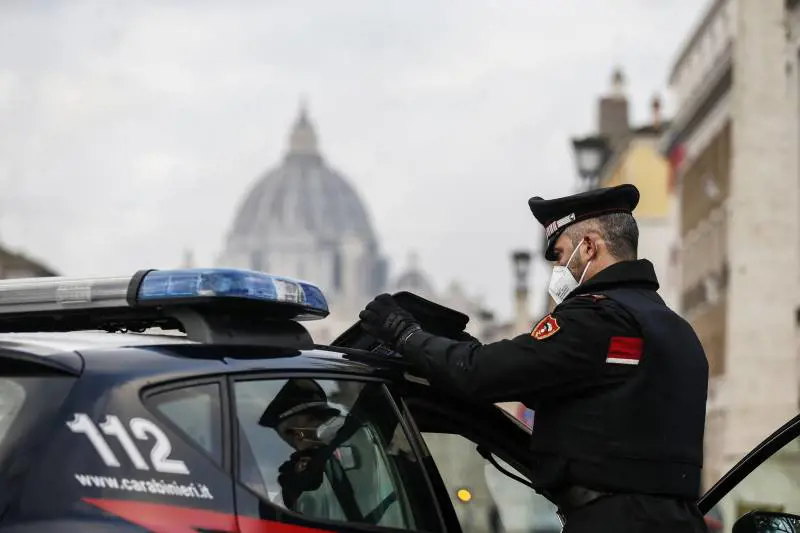 "Nessun obbligo di dire la verità nell'autocertificazione". Il gup di Milano ribalta tutto