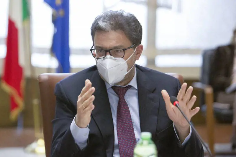 "Sono solo stupidaggini". Ecco la verità su Giorgetti