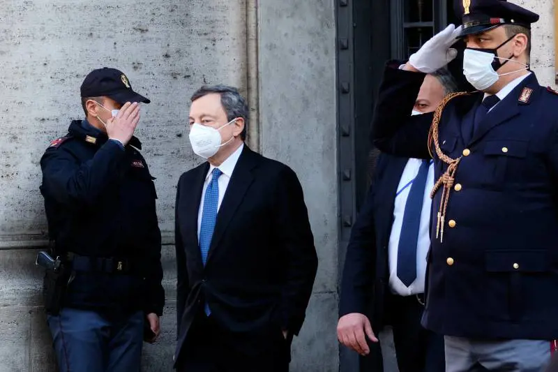 Covid, nel dl anche un meccanismo di verifica per allentare le misure