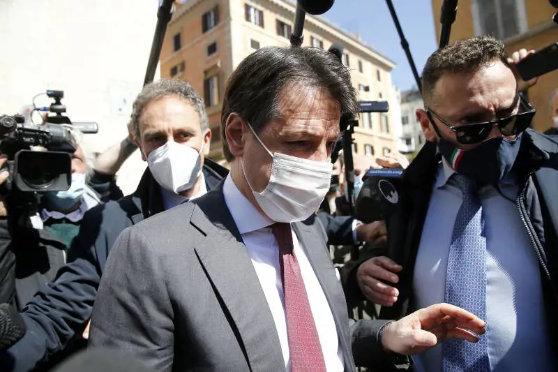 Conte vuole rifondare il M5S