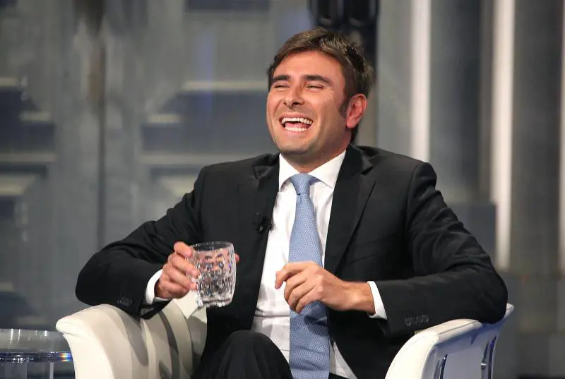 "Se esce subito dal governo...". Di Battista pronto a tornare nel M5S?