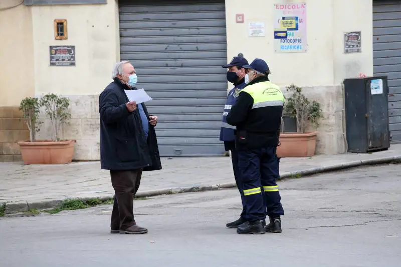 Rt e incidenza in calo Ma Speranza già frena "Non lasciamoci trascinare"