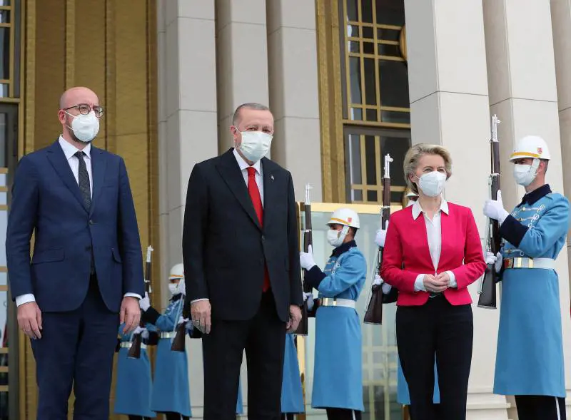 Oppositori in carcere e trame con l'Isis: ecco perché Erdogan è un vero dittatore