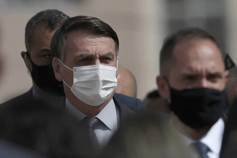 Dramma Brasile, record di morti e sedativi finiti "La tortura dei malati legati e intubati da svegli"