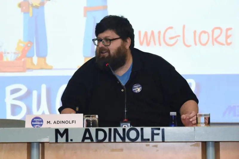 Adinolfi: "Bannato da Clubhouse per le mie idee sul ddl Zan"