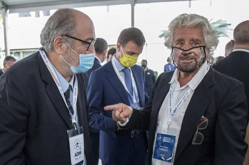 Persino Grillo lo diagnostica: noi grillini siamo psicopatici