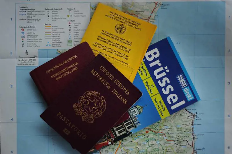 Passaporto, tutti i trucchi per ottenerlo e rinnovarlo