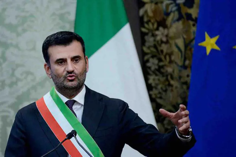 Mafia, commissione ispettiva a Bari. Insorge la sinistra: "Atto di guerra", ma il Viminale la zittisce