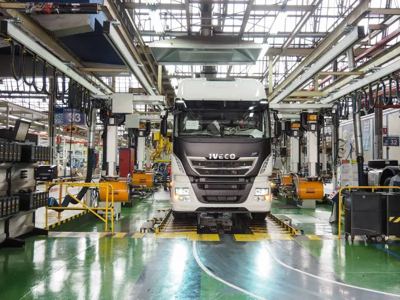 Iveco bus torna in Italia. Riparte da Torino e Foggia