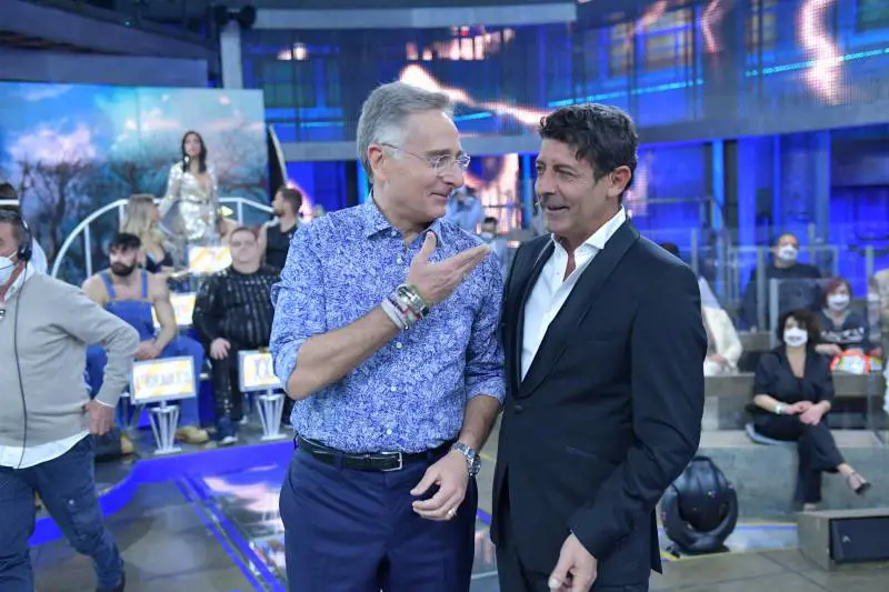 Scontro tra Bonolis e Barale: "Grazie di essere venuta ma non tornare"