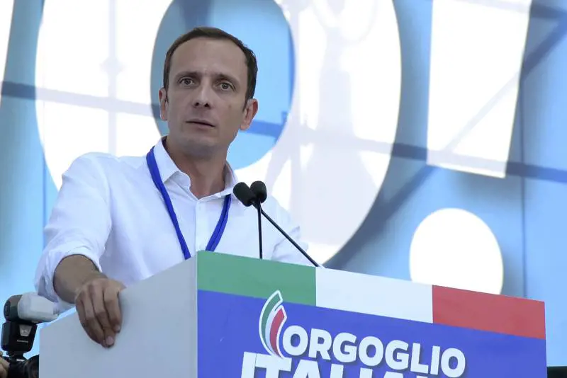 "Non possono pagare i vaccinati. Noi a un passo dalla zona gialla"
