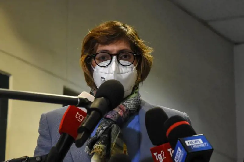 "Difende la ragazza per colpire Grillo?". Ma la Bongiorno zittisce i complottisti
