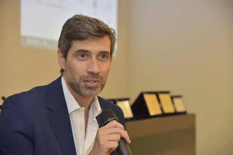 "Il vero segreto contro la crisi? Trasformare le idee in imprese"