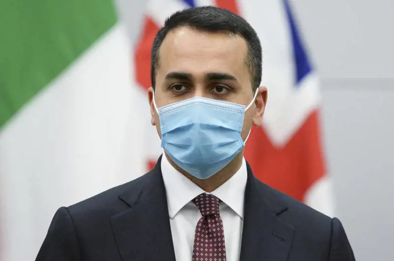 "Ora basta gogna" Di Maio spiazza il mondo 5 Stelle con il mea culpa sul sindaco assolto