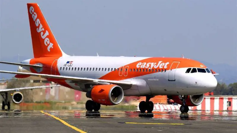 Collisione aerea sfiorata a Parigi: quella manovra che ha evitato la strage