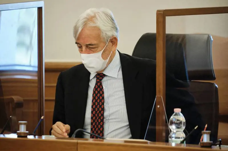 Il procuratore Salvi: sanzioni disciplinari