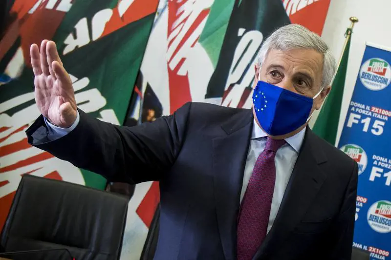 Forza Italia spinge l'obbligo vaccinale: "A ottobre se non c'è immunità di gregge"