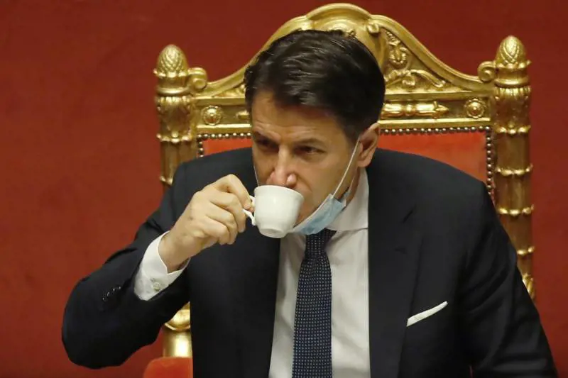 Dall'omofobia ai vitalizi. Torna lo spettro dell'asse giallorosso