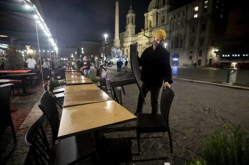 Le mancette non bastano: l'Italia #libera ha bisogno di lavorare