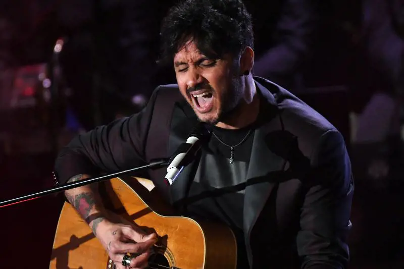Fabrizio Moro: "Mi drogavo per staccarmi dalla realtà"