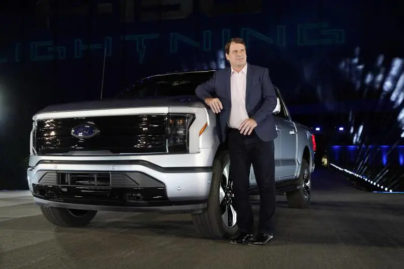 Ford, 30 miliardi sull'elettrico. Ma la vera sfida sarà il lavoro