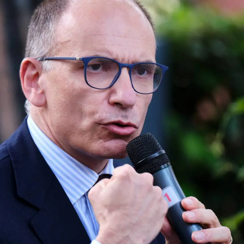 Letta ora va in tv a "vendere" le tasse (con l'aiuto di Prodi)